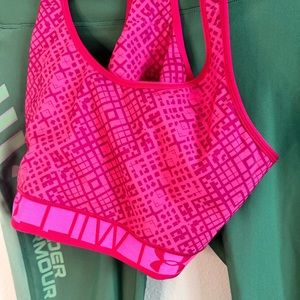 Under Armour crop legging & sport bra bundle XL